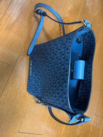 마이클코어스 숄더백