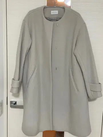 그린 레이블 릴랙싱 노카라 코트 그레이지