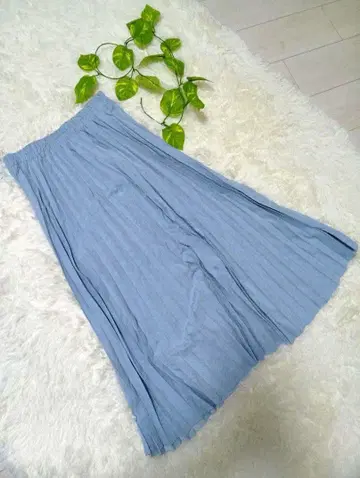 좋은 원단 라이트 블루 플리츠 스커트
