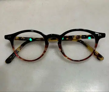 금자안경 KC-12 BRH 패션 안경 사양