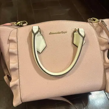 사만다 베가 플러터 스몰