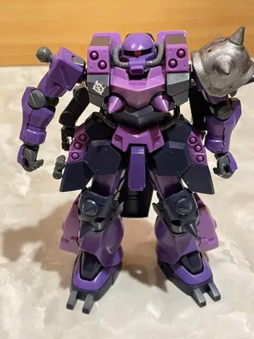 hg 슈퍼 커스텀 자쿠 완성품