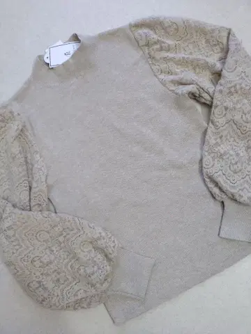 새상품 로페피크닉 레이스 니트 긴팔 M 베이지 38