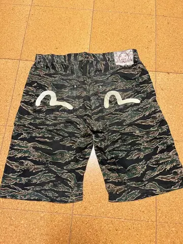 EVISU 에비수 카모메 카모플라쥬 하프 팬츠 숏팬츠 W34