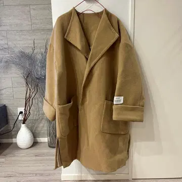 Mila Owen 베이지 오버 사이즈 체스터 코트