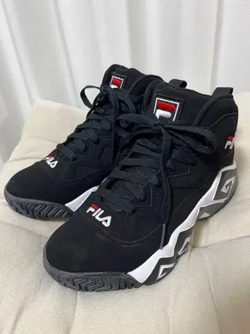 FILA 하이컷 농구화 스니커즈 블랙 26cm