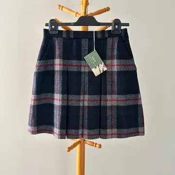 [신상] ONeil of Dublin 헤비 트위드 미니 스커트
