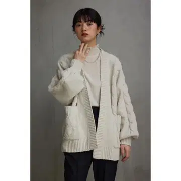 셔닐 케이블 니트 가디건