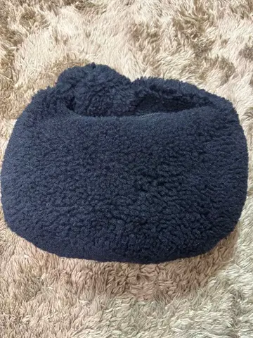 보아 소재 블랙 핸드백