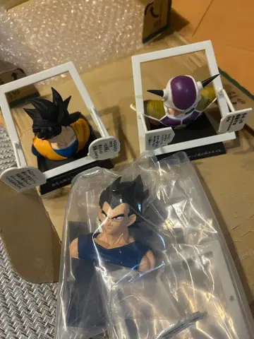 제일복권 드래곤볼 E상 만화 스트럭처 손오공 베지터 프리저