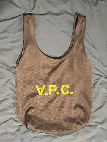 APC 메쉬 토트백