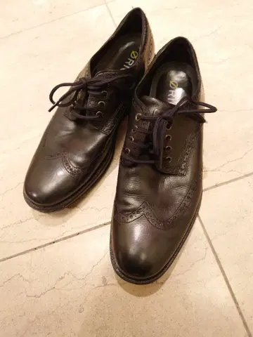 콜한 블랙 가죽 드레스 슈즈 9