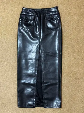 [MOSCHINO 모스키노] 인조 가죽 스커트