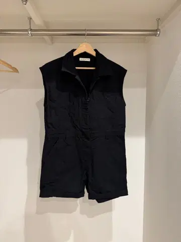 Sea Room lynn 슬리브리스 블랙 점프 수트 S