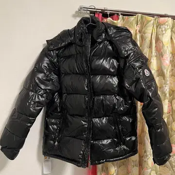 블랙 다운 자켓 후드 부착 사이즈 L