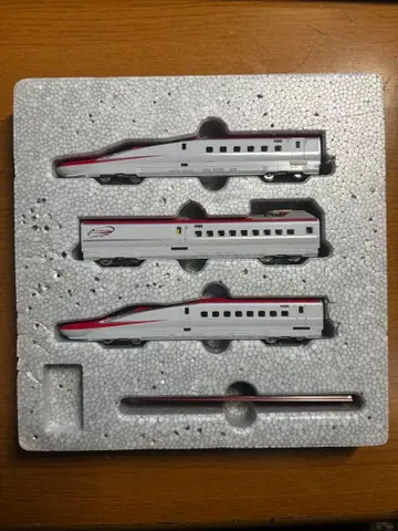 KATO N 게이지 E6계 신칸센 코마치 기본 세트 3량