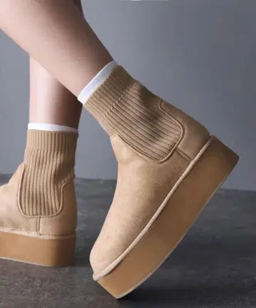 통굽 삭스 어그 부츠