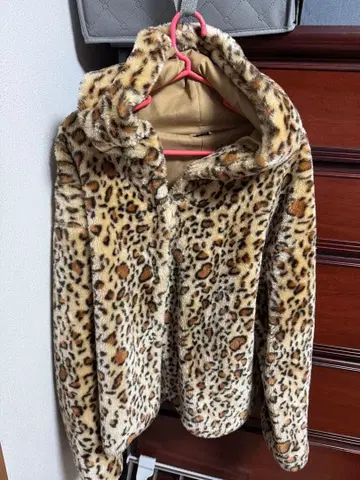 mystic 레오파드 무늬 퍼 아우터
