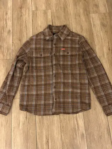 DEUS 체크 무늬 긴팔 셔츠 M 사이즈 (빅)