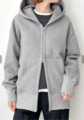 L'Appartement americana 와이드 풀 지퍼 후디