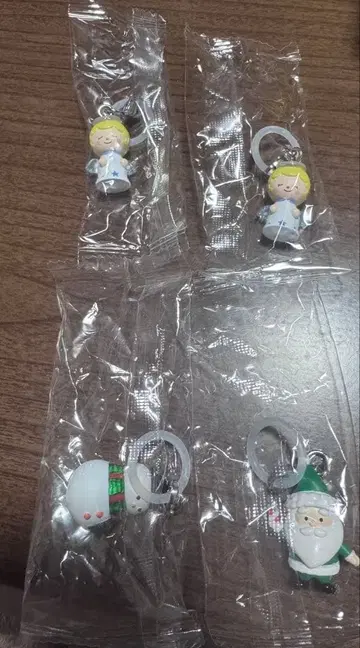 반다이 겨울 오너먼트 캡슐 토이