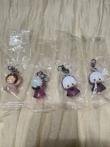 애니메이션 캐릭터 키체인 4개 세트