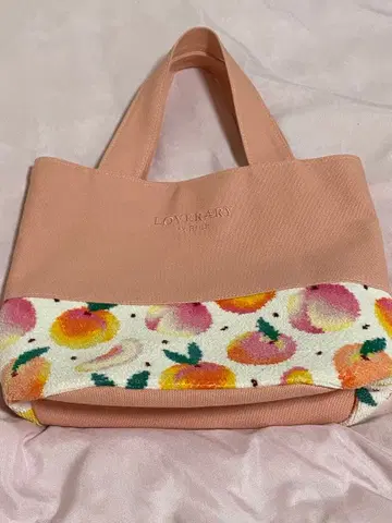 러브러리 토트백 피치