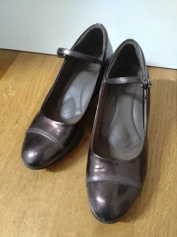 페달라 페이턴트 23.5cm EE 워킹화