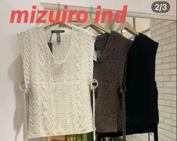 컬러 블랙 미즈이로 인드 케이블 니트 베스트