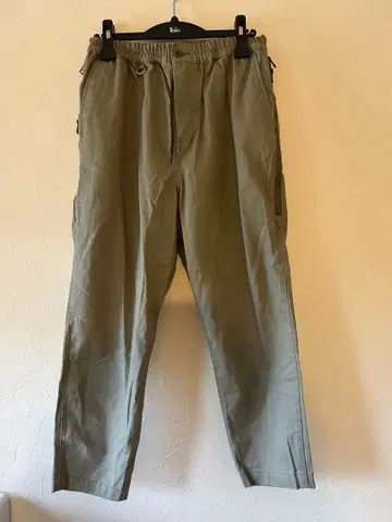 SOFHNET. 카키 팬츠 사이즈 S