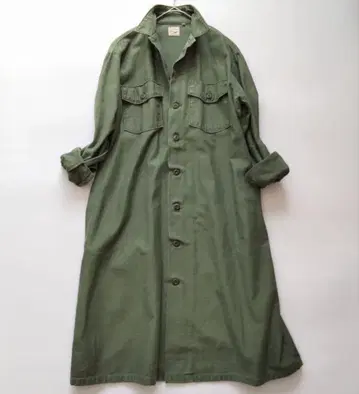 새상품급 오어슬로우 퍼티그 백 새틴 롱 셔츠 원피스 카키 1