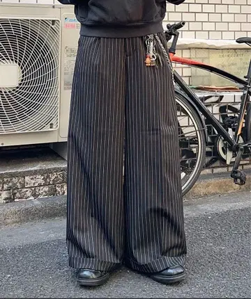 스트라이프 슬랙스 배기 슬랙스