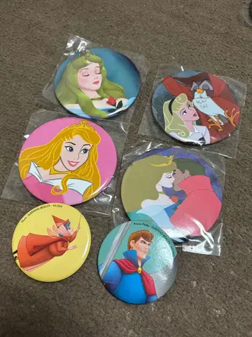 디즈니 잠자는 숲속의 미녀 캔뱃지 디즈니 스토어