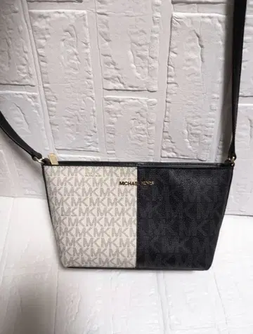 마이클코어스 바이컬러 숄더백