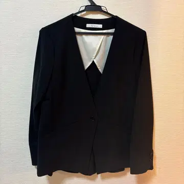 트로아 노카라 자켓 블랙