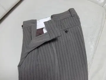 TOMORROWLAND 슬랙스 사이즈 표기 XS 브라운 계열 미사용