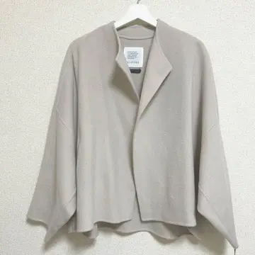 [ 미사용 새상품 ] cloche 울 숏코트 베이지