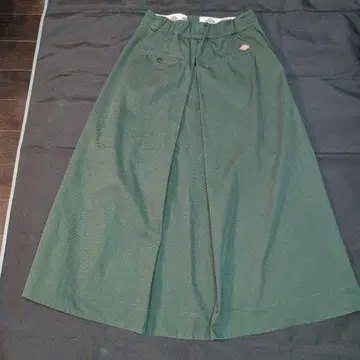 Dickies 다크 그린 롱 스커트