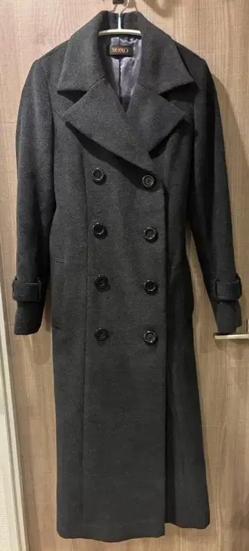 [ XOXO ] 슬림 롱 코트 다크 그레이