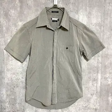 PLUS ONE 심플 셔츠 반팔 포켓 부착 깔끔 고급 캐주얼