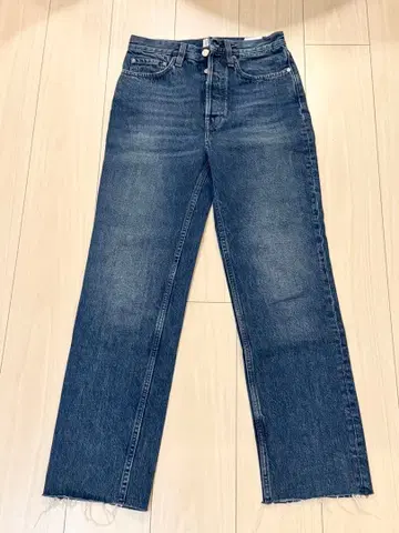 TOTEME 스트레이트 데님