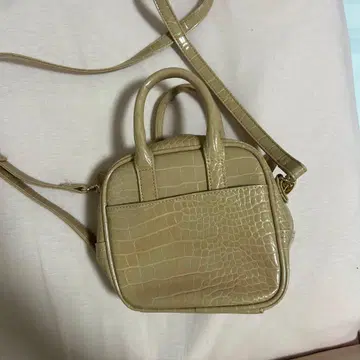 크로커다일풍 베이지 숄더백