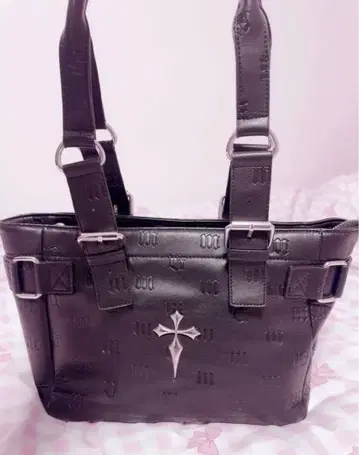 QOOZA YUBABY 백 십자가