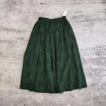 택 포함 미사용품 Brillage 자수 스커트