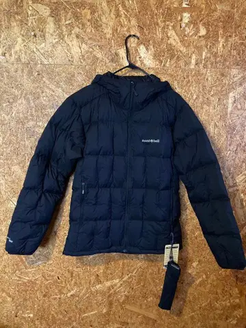 새상품 미사용 블랙 네 다운 파카 montbell 몽벨 L 택 포함