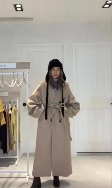 alexiastam 롱 코트 베이지 파격