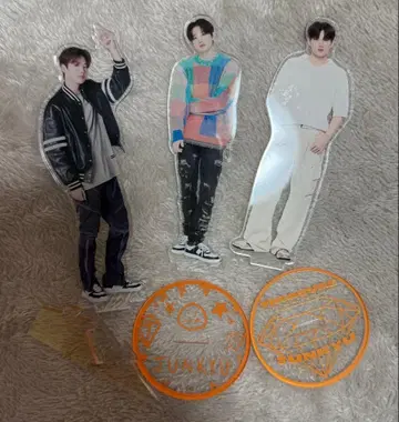 트레저 준규 아크릴 스탠드 세트