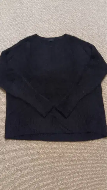 apart by lowrys 라쿤 혼방 니트 보송보송 니트 블랙