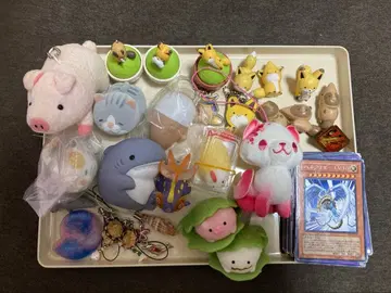 가챠가챠 스트랩 카드 등 88개 묶음 판매