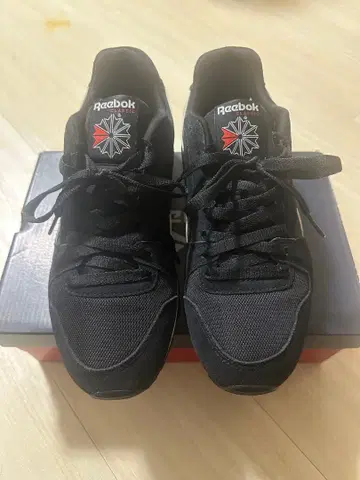 리복 GL3000 블랙 스니커즈